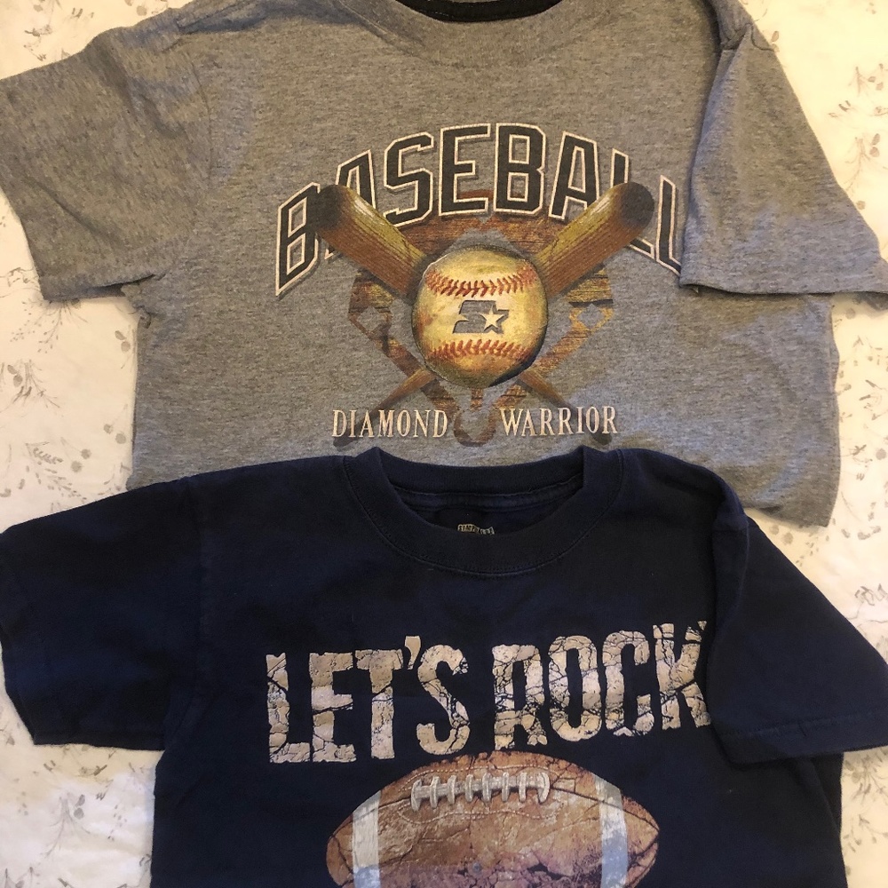 2 boys t-shirts